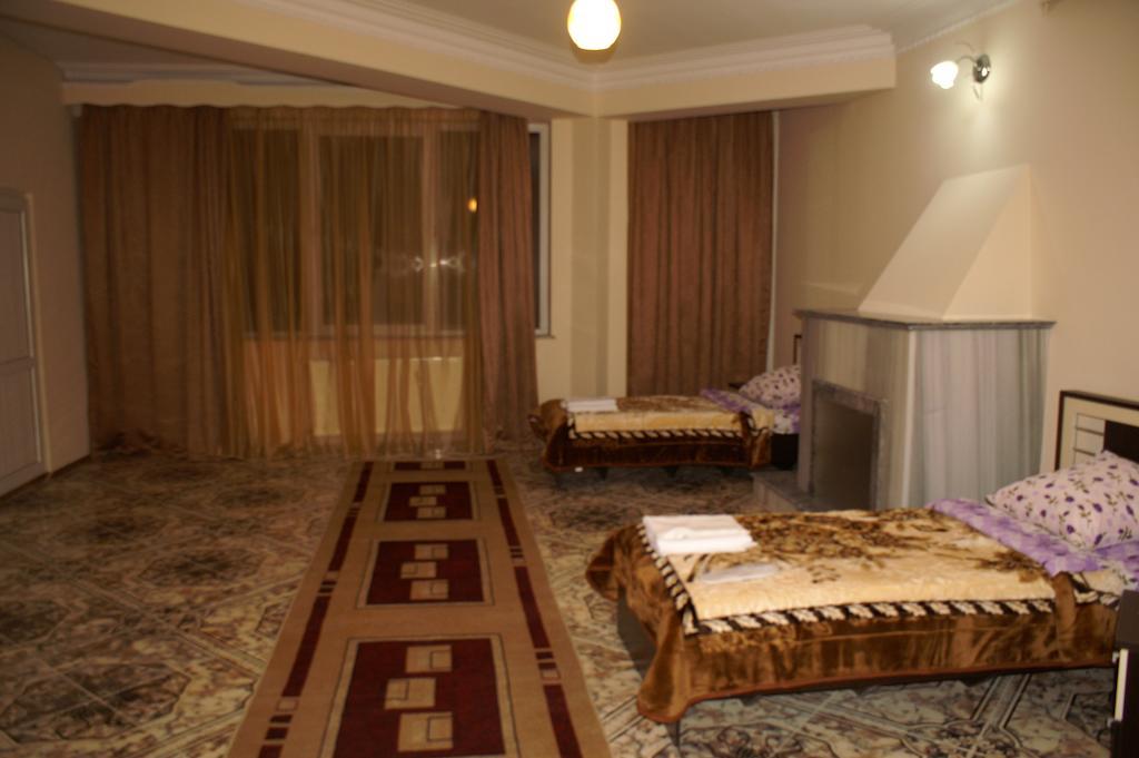 Europa+T Hotel Tbilisi Exterior photo